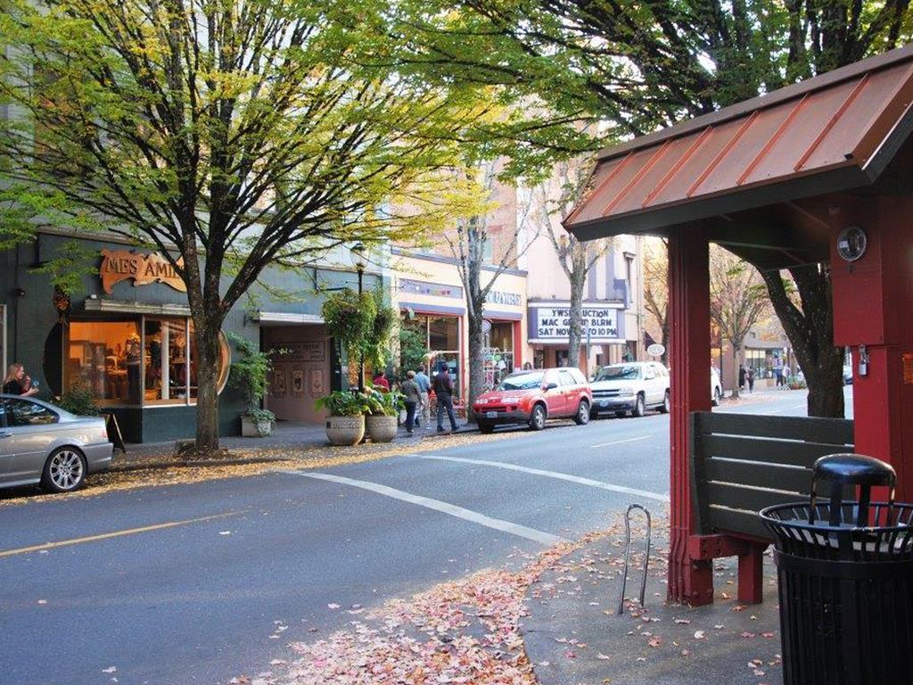 3Rd Street Flats Apartment McMinnville Bagian luar foto