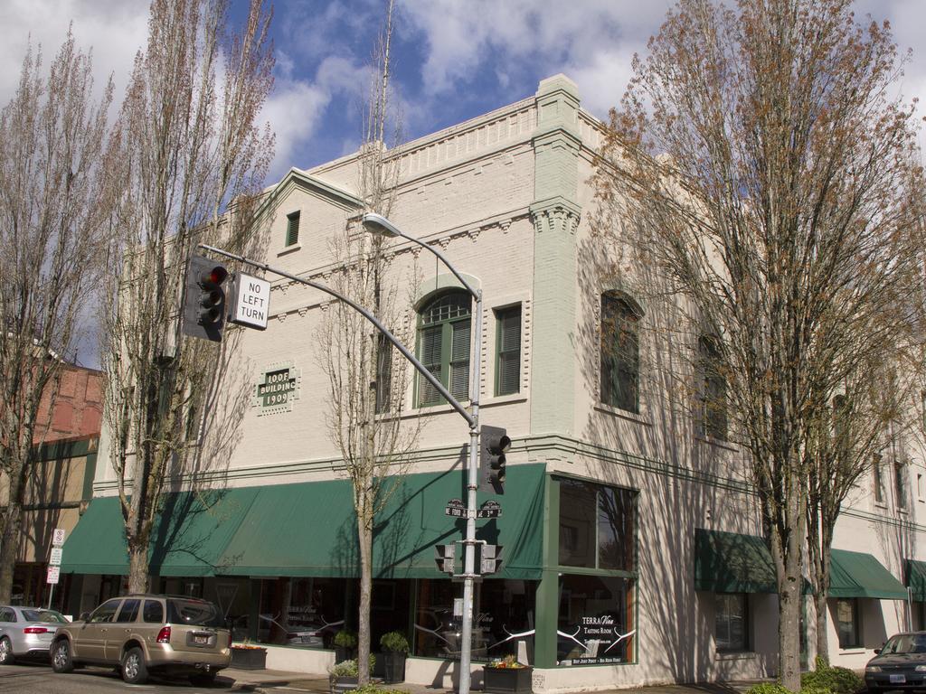 3Rd Street Flats Apartment McMinnville Bagian luar foto